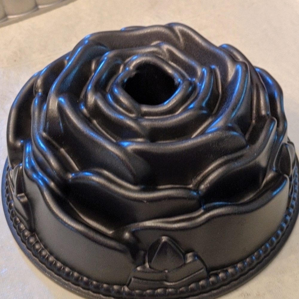 Rose Bundt Pan